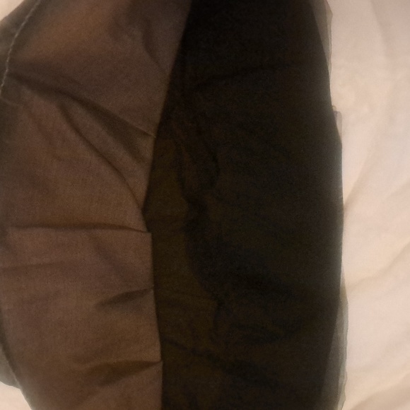 Closet clearance - Picture 6 of 7